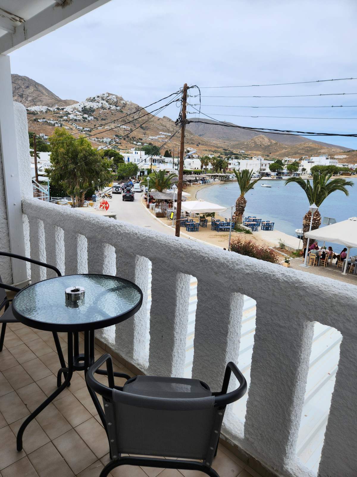 diklino-i-triklino-me-balkoni-kai-thea-thalassa-eleios